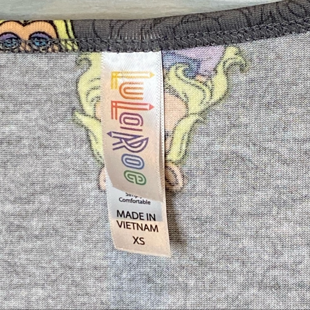 Lularoe Miss Piggy Muppets gray Classic T Tee T-shirt XS 2 4 - Picture 5 of 7